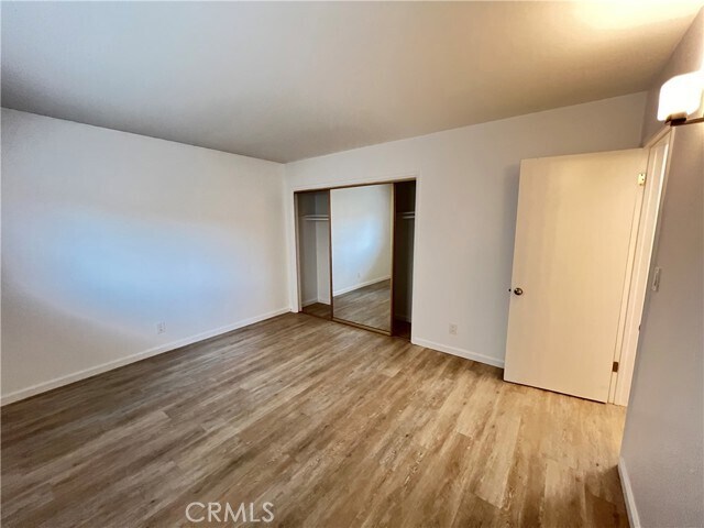 Building Photo - 25081 La Cresta Dr