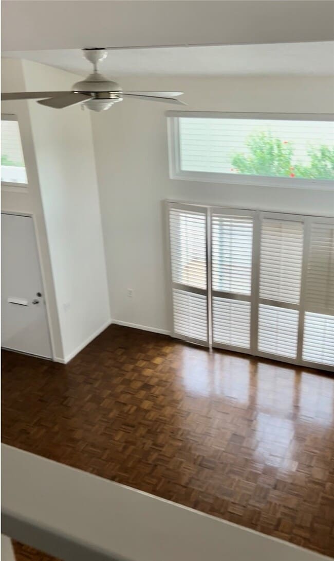 Building Photo - 706 Avenida Sevilla