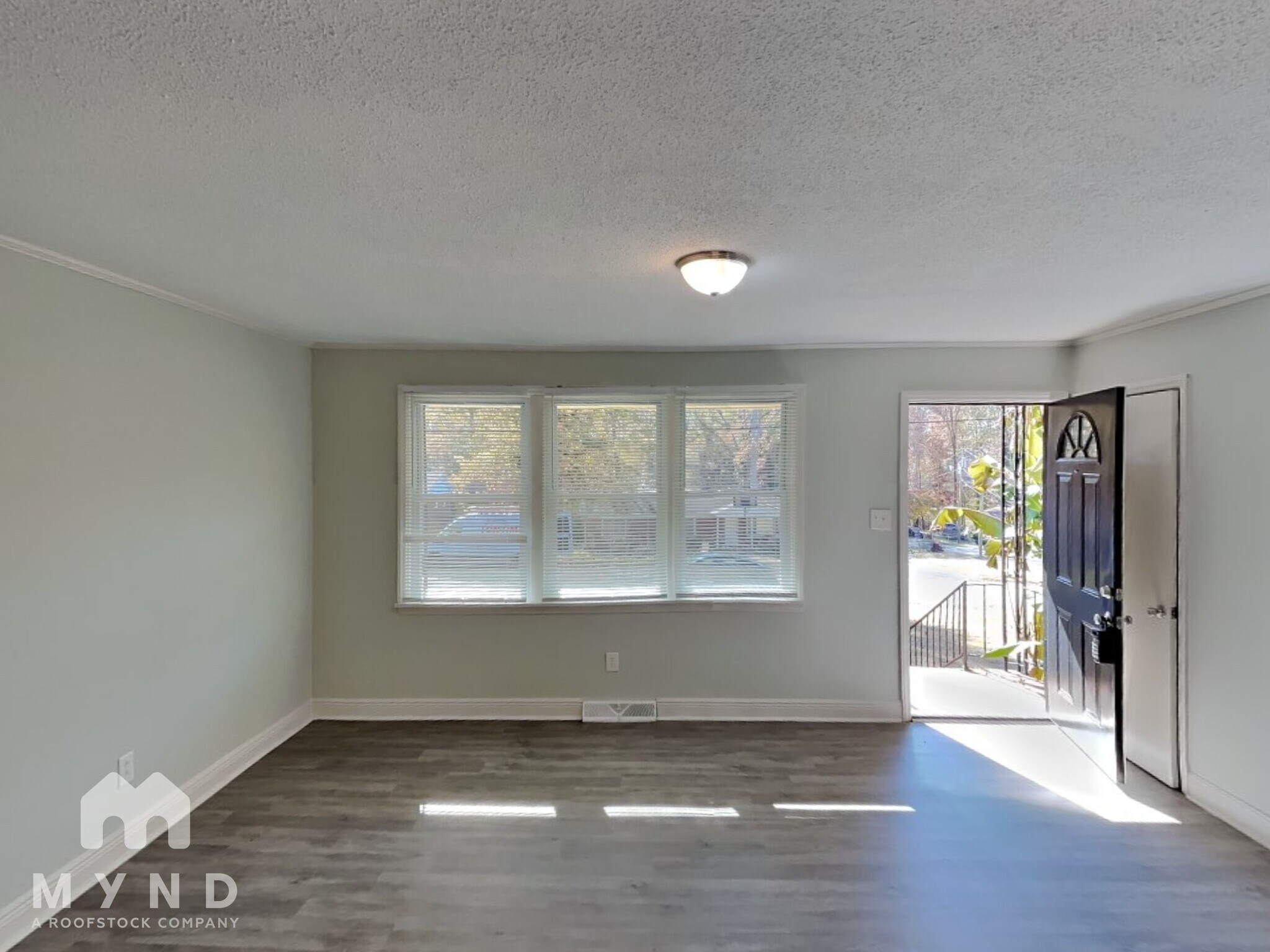 Building Photo - 310 Witten Ln