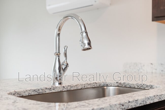 Building Photo - 7313 Tiger Wy