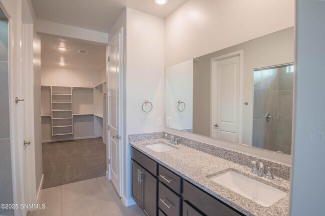 Building Photo - 5017 Sand Strm Rd