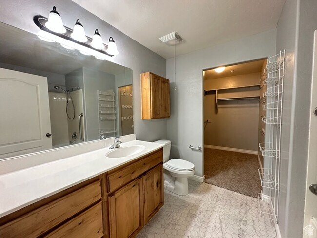 Building Photo - 574 S 2150 W