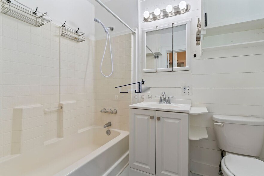 Building Photo - 1608 S 4700 W