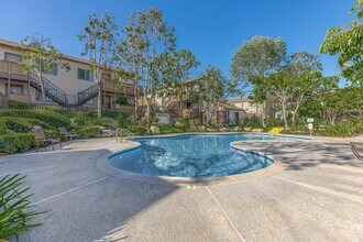 Building Photo - Harbor Pointe Apartments