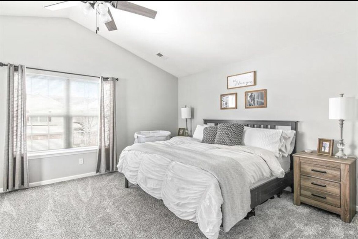 Building Photo - 263 Bent Grass Cir