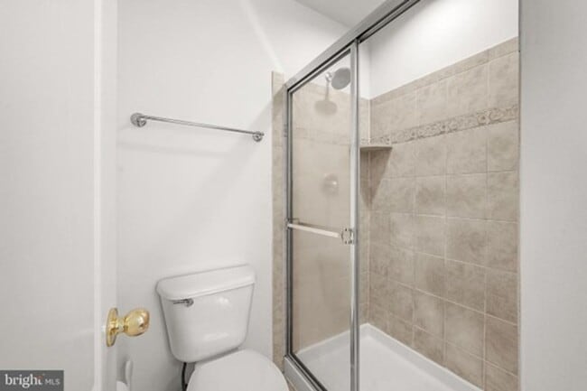 Building Photo - Gorgeous End of Group Owings Mils 3bd/2.5ba w/ A/C, W/D, and Modern Amenities! Available now!