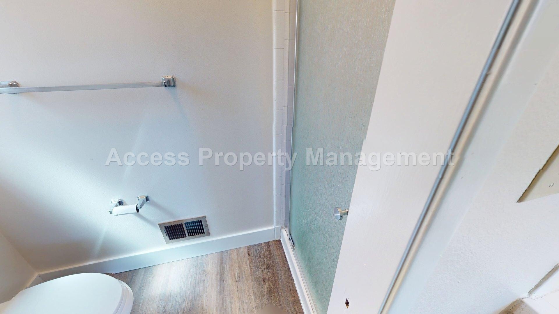 Building Photo - 1441 Montclair Dr