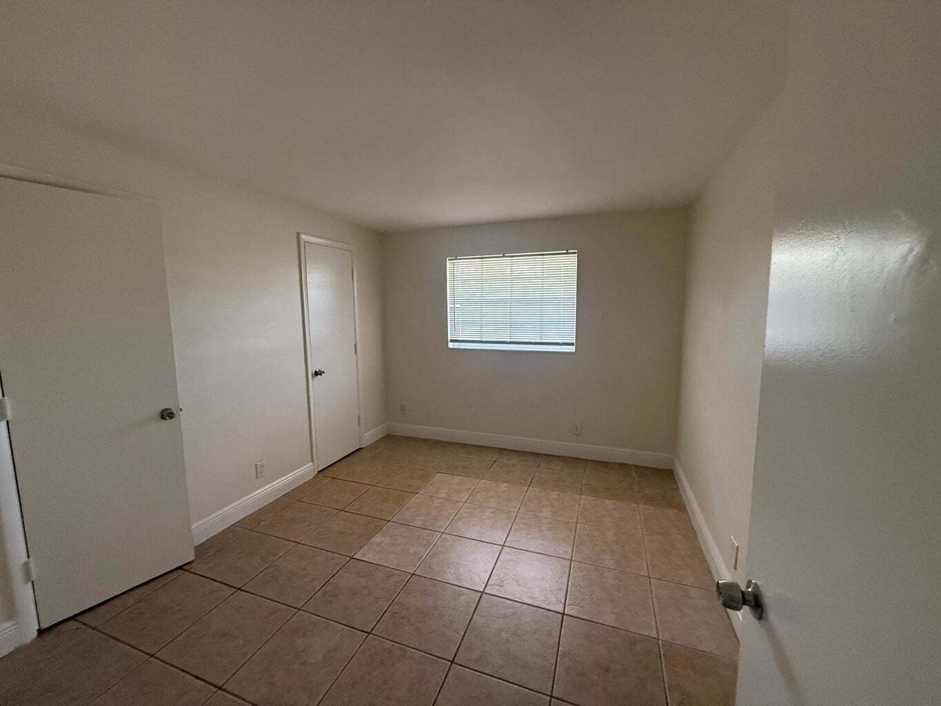 Building Photo - 5698 Gramercy Dr