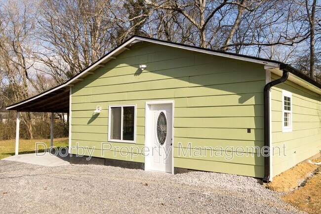 Primary Photo - 415 Glenn St