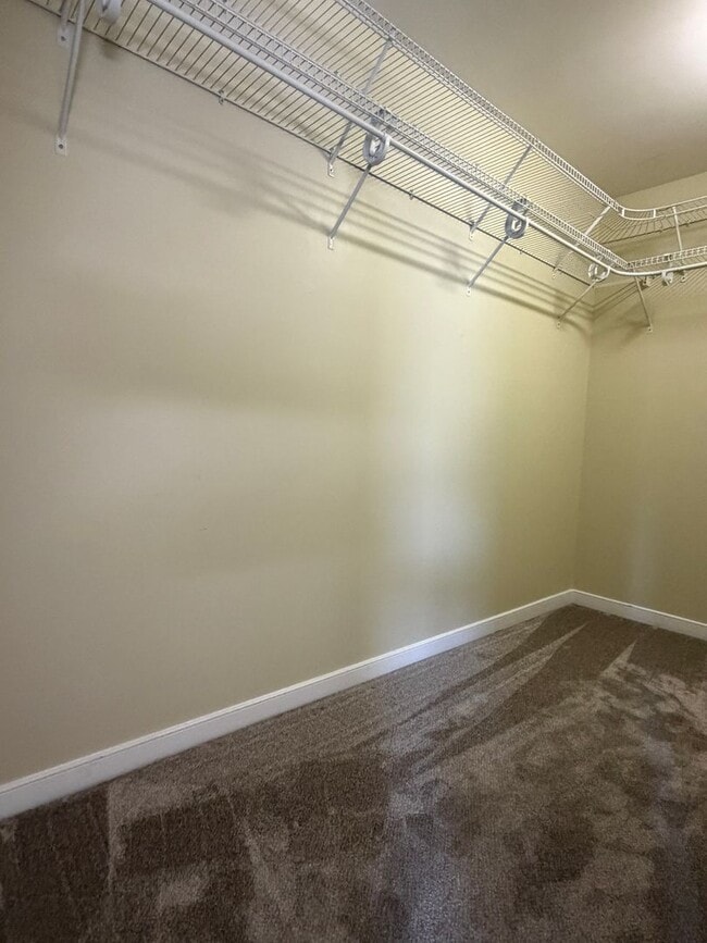 Building Photo - Upgraded 3 Bedroom Townhome North Chesterfield