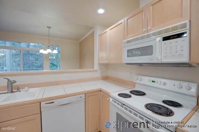 Building Photo - 1 br, 1 bath Condo - 25235 Southeast Klaha...