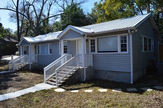 Building Photo - Midtown Duplex near Leon High School