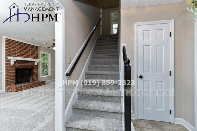 Building Photo - 1104 Apache Ln