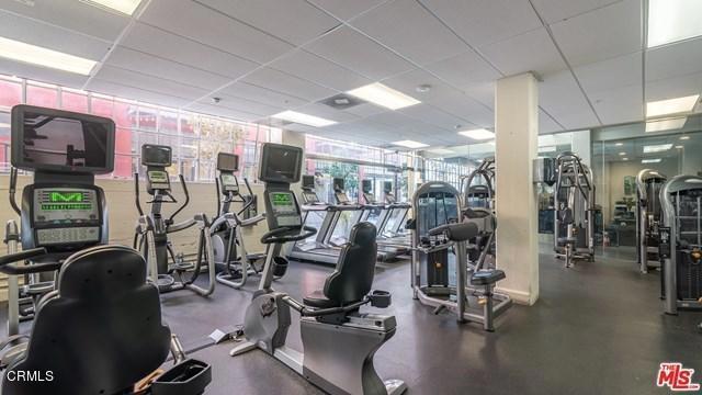 Building Photo - 746 S Los Angeles St