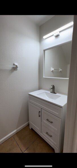 Building Photo - 2560 Galliano Cir