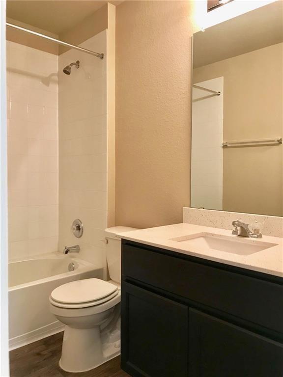 Building Photo - 110 Bull Creek Dr