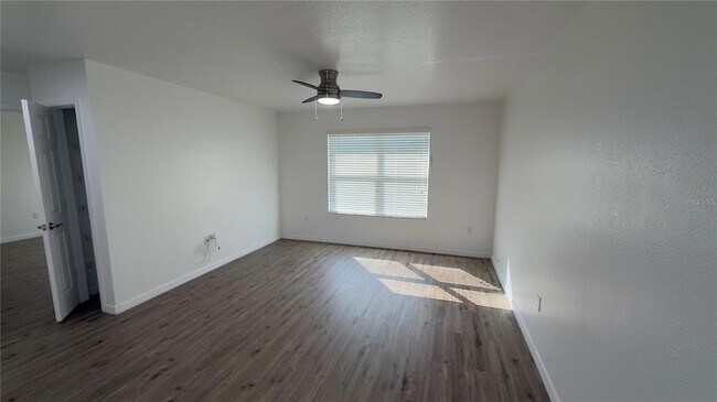 Building Photo - 2255 Sheboygan Pl