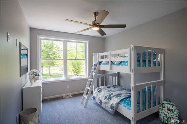 Building Photo - 8989 Iroquois St