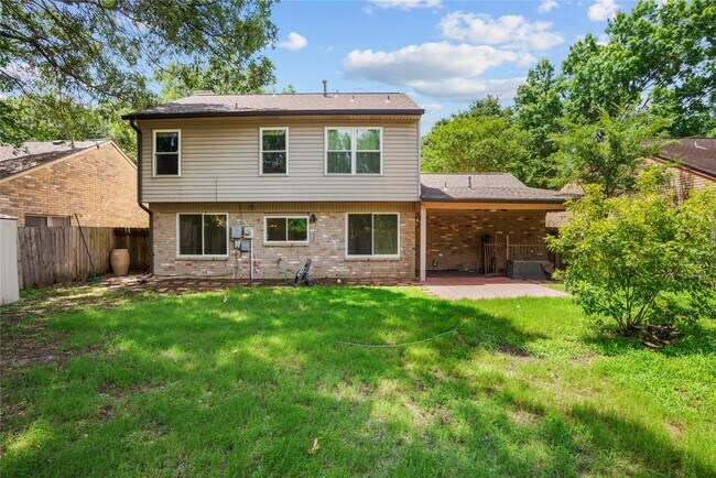 Building Photo - 12318 Yearling Dr