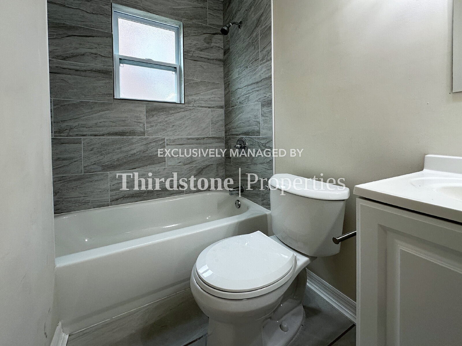 Building Photo - 2659 College St