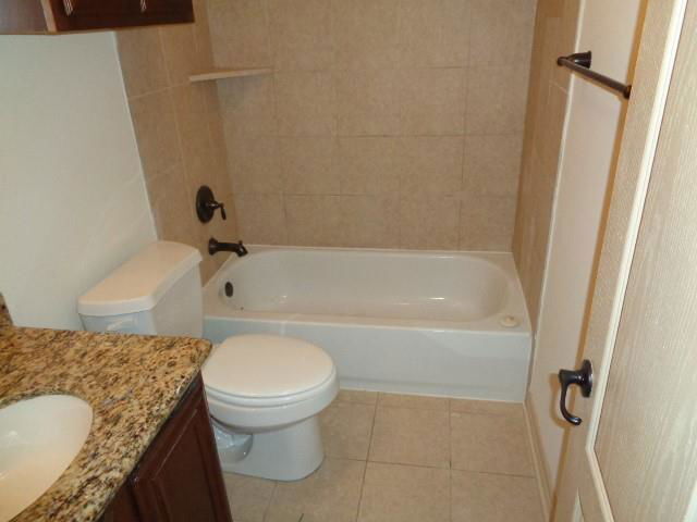 Building Photo - 10205 Wood Fern Ct