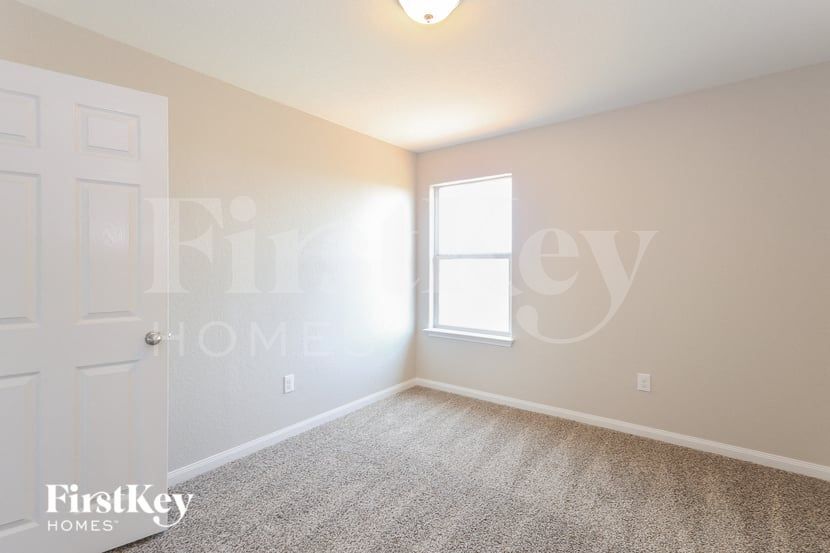 Building Photo - 11803 Luckey Vista