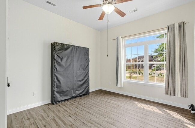 Building Photo - 4809 Bullhead Ln