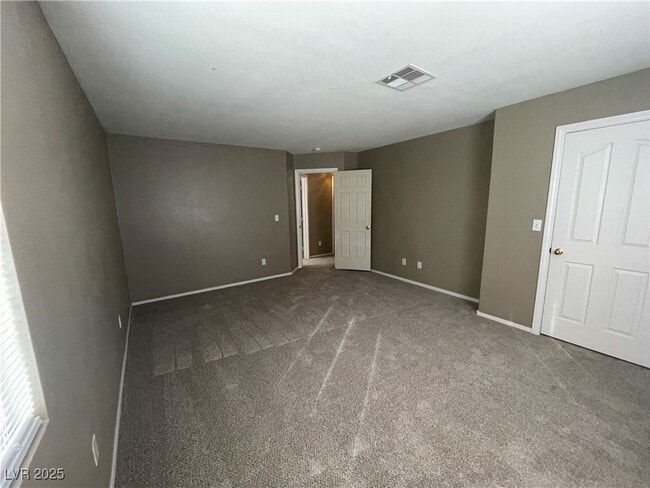 Building Photo - 502 Quail Bird Pl