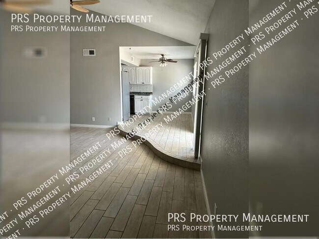 Building Photo - 2454 E Javelina Ave