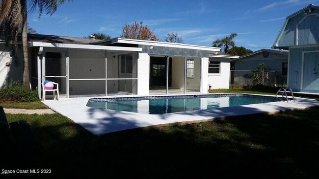 Building Photo - 2965 Hobbs Pl