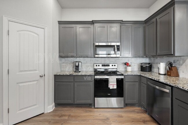 Building Photo - 1707 Aleia Cv