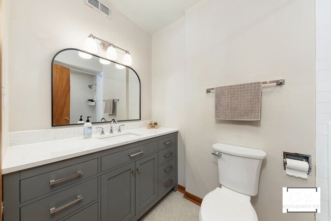 Building Photo - 1236 Hercules Ln