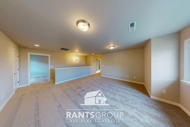 Building Photo - Brand New Home! Beautiful Steilacoom Ridge Home! Easy freeway access!