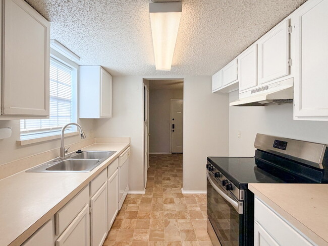 Building Photo - Charming 2 Bed, 2 Bath home in Keller