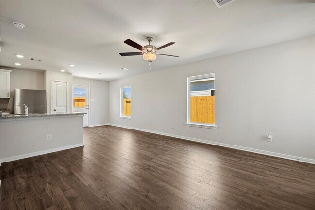 Building Photo - 10423 Red Cardinal Dr