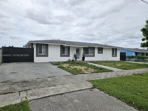 Building Photo - 75 SW 18th Ave