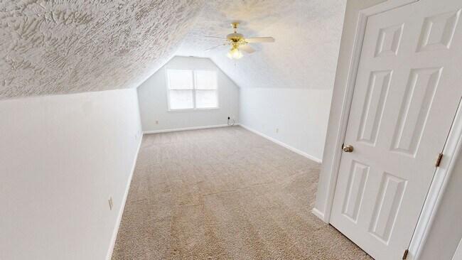 Building Photo - Updated 4 Bedroom w/ Privacy Fence in Jack Britt School District!