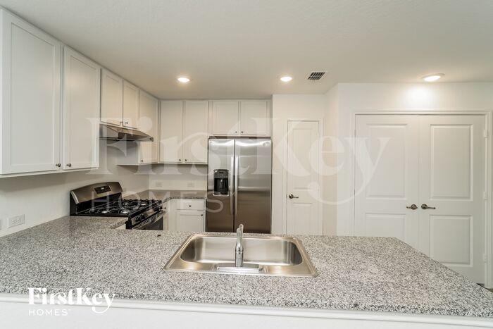 Building Photo - 6238 Marco Plains