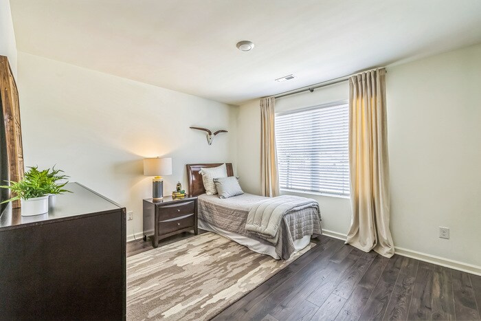 Building Photo - 5636 Timber Leaf Lp