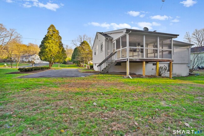 Building Photo - 132 Toll House Ln