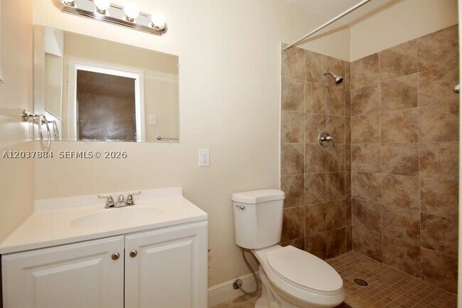 Building Photo - 781 SW 64th Terrace