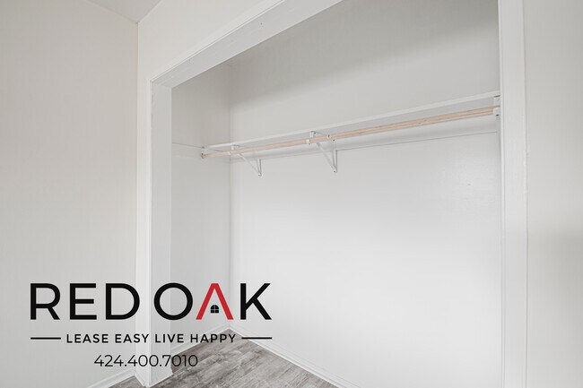 Building Photo - 1365 Orange Grove Ave