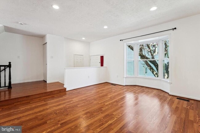 Building Photo - 20412 Sunbright Ln