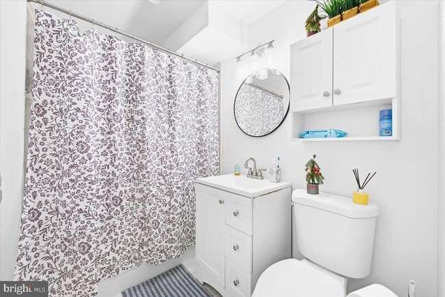 Building Photo - 15610 Bounds Ave