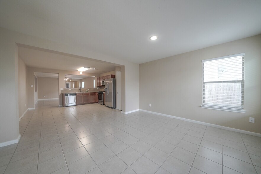 Building Photo - 20727 Cypress Crescent Ln