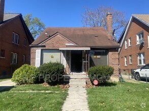 Building Photo - 12907 Mansfield St