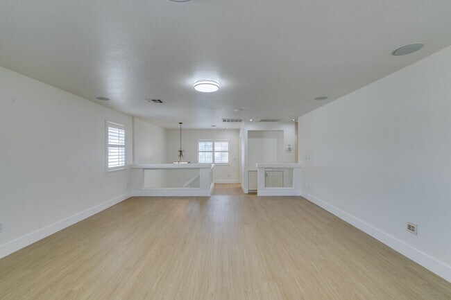 Building Photo - Fabulous Southern Highlands Property