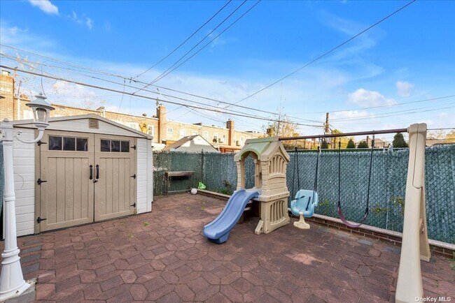 Building Photo - 70-21-70174 174th St