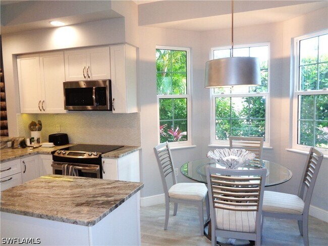 Building Photo - 575 El Camino Real