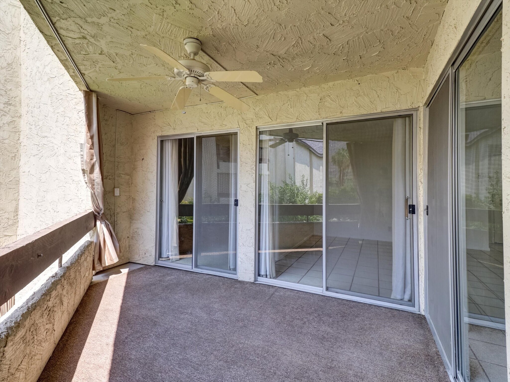 Building Photo - 1490 S Camino Real